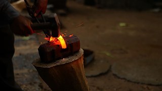 blacksmith-1174956__180.jpg